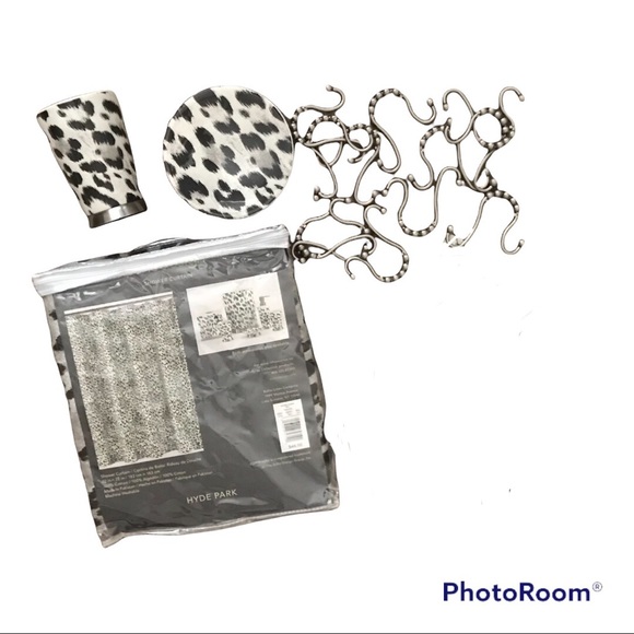 Echo Design Other - Echo Design Shower, Black/Gray/White Curtain Set